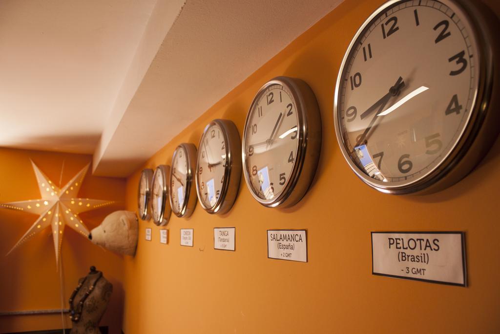Hostal Erasmus By Gaiarooms Salamanque Extérieur photo