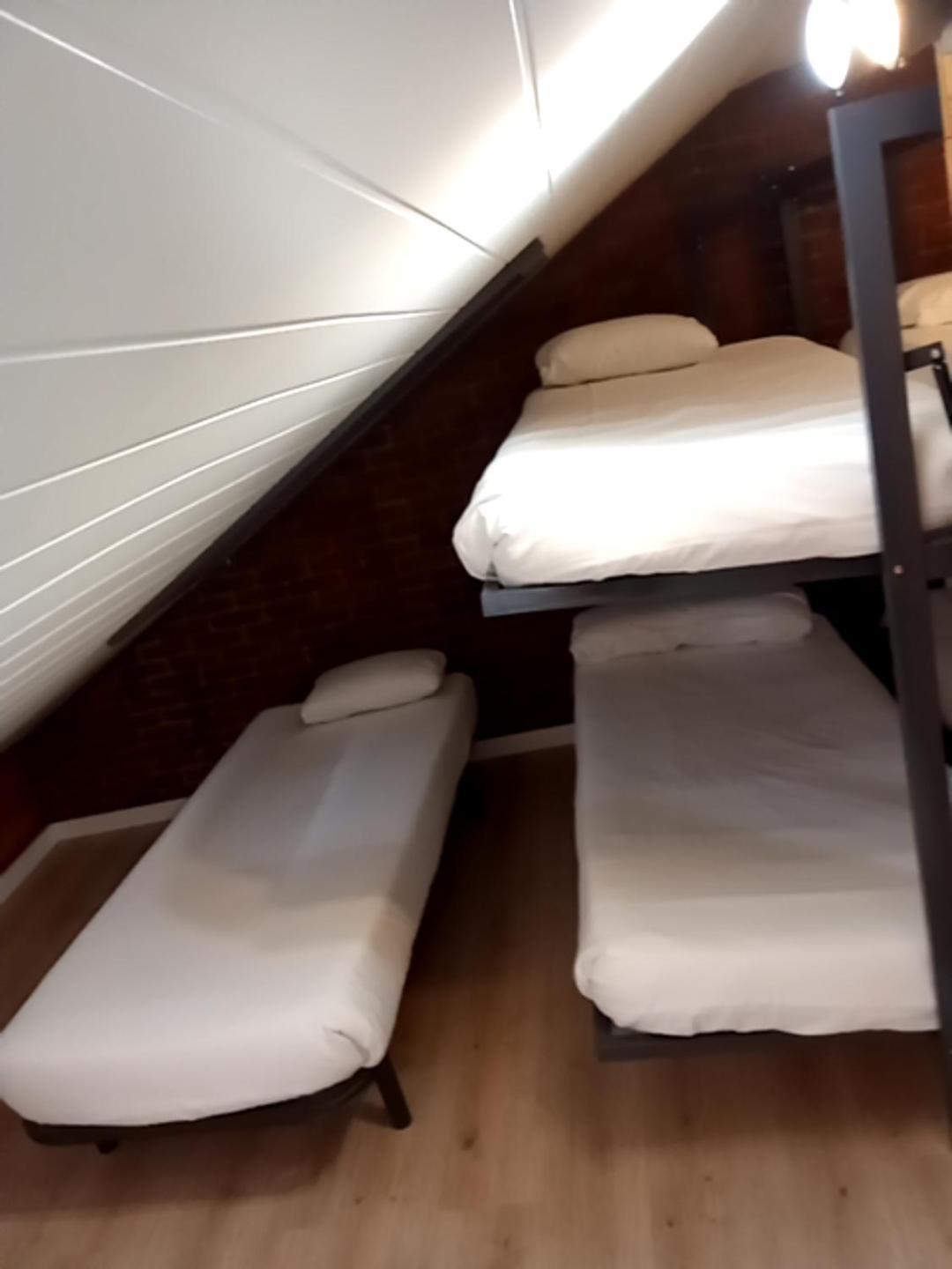 Hostal Erasmus By Gaiarooms Salamanque Extérieur photo