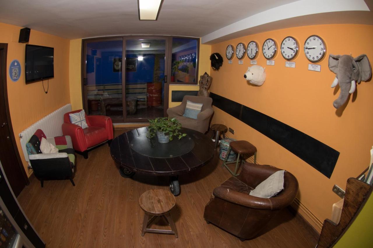 Hostal Erasmus By Gaiarooms Salamanque Extérieur photo